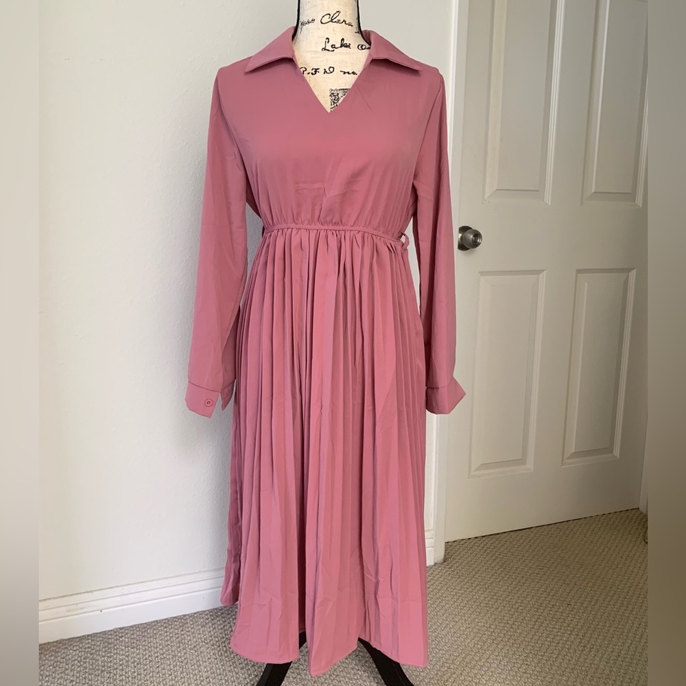 🆕 Boutique Elegant Pink Vintage Long-Sleeve Midi Dress